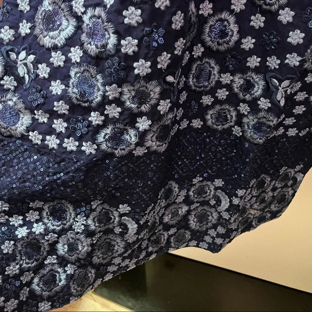 Designer heavy embroidery kurta set with long duppta! - Picture 6 of 16